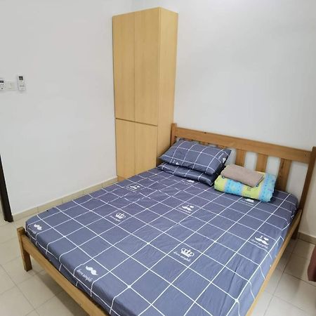 Infinity Homestay Bandar Cemerlang Ulu Tiram Extérieur photo